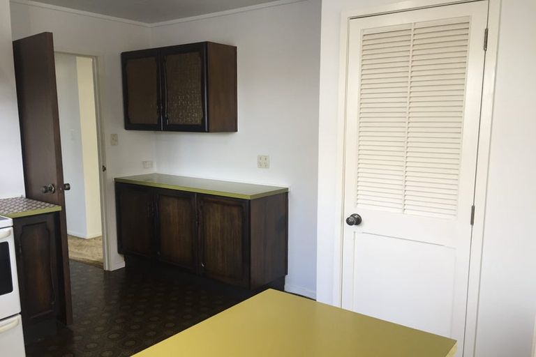 Photo of property in 1/2 Wolfe Street, Regent, Whangarei, 0112