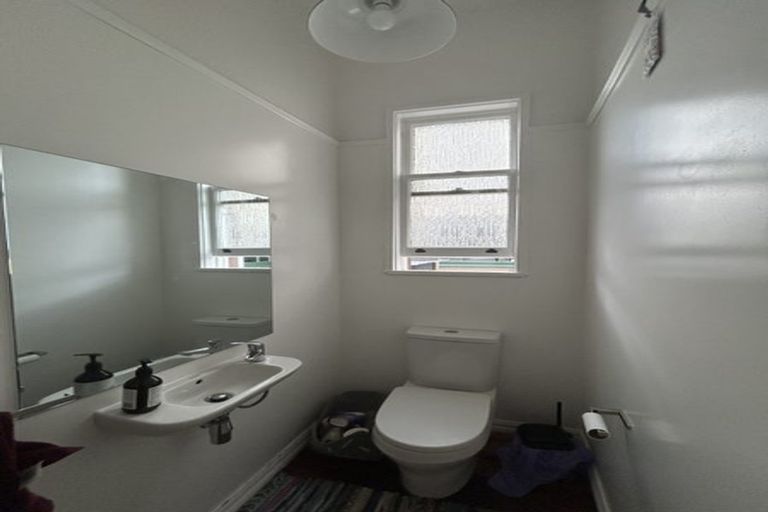 Photo of property in 9 Roy Street, Newtown, Wellington, 6021