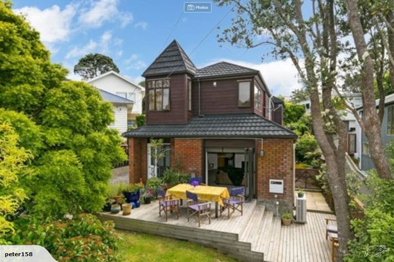 Photo of property in 18 Calcutta Street, Khandallah, Wellington, 6035