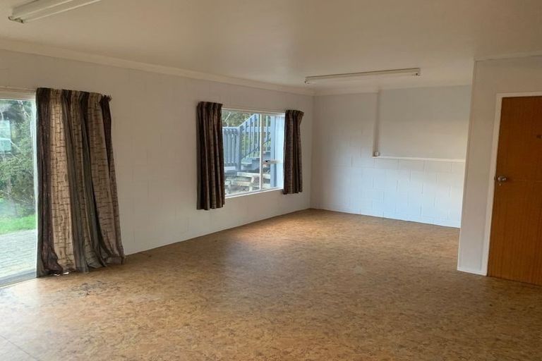 Photo of property in 3 Bush Point Road, Cable Bay, 0420