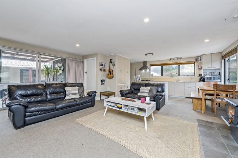 Photo of property in 1 Beach Crescent, Waikuku Beach, 7473