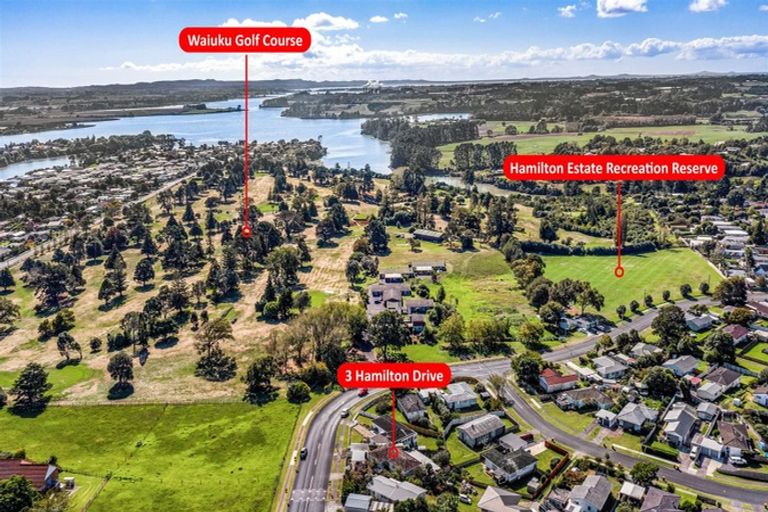 Photo of property in 3 Hamilton Drive, Waiuku, 2123