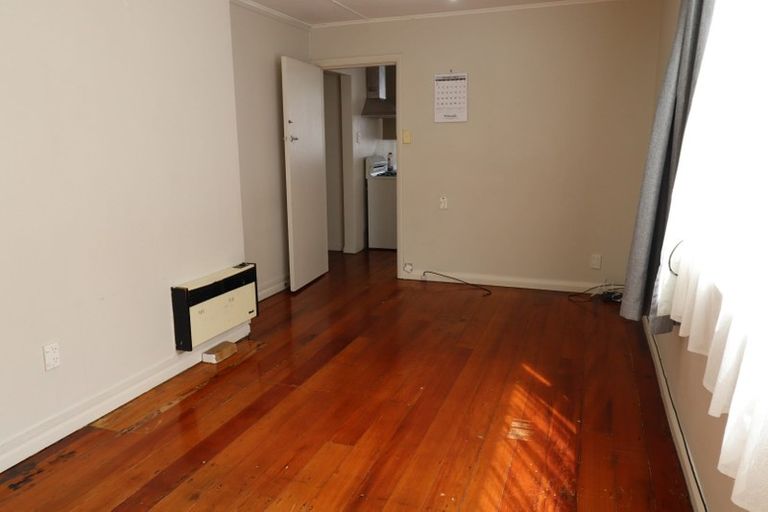 Photo of property in 1/28 Ribble Street, Island Bay, Wellington, 6023