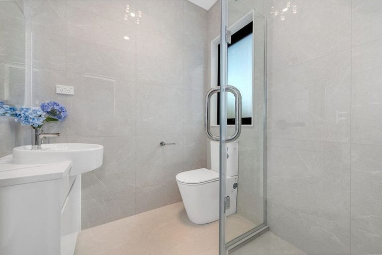 Photo of property in 4 Ngakau Road, Karaka, 2113