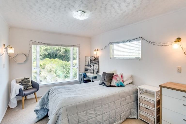 Photo of property in 18a Priestley Road, Bluff Hill, Napier, 4110