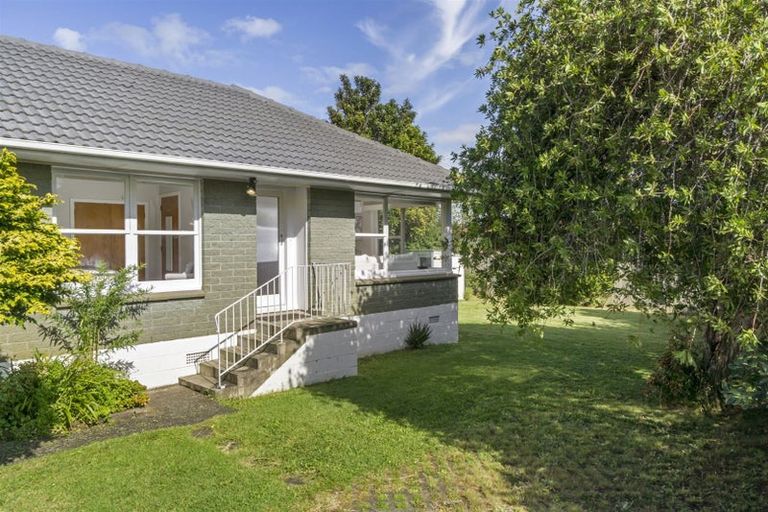 Photo of property in 3/13 Otakau Road, Milford, Auckland, 0620