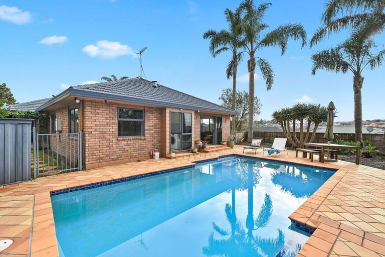 Photo of property in 6 Melfort Place, Nawton, Hamilton, 3200