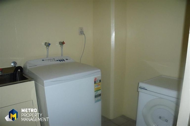 Photo of property in 67a Manor Place, Dunedin Central, Dunedin, 9016