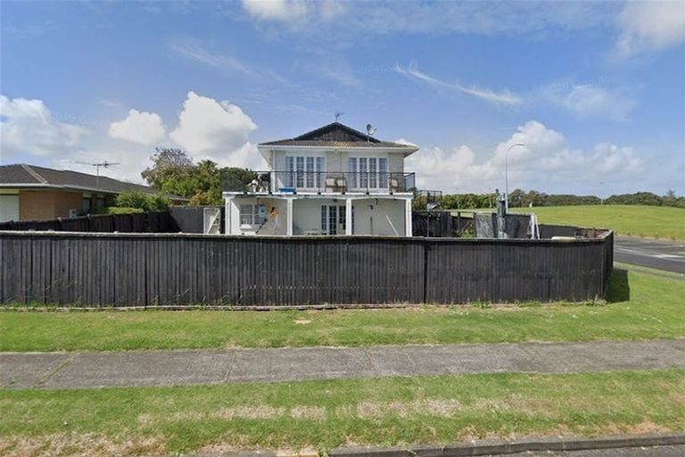 Photo of property in 35 Domain Road, Weymouth, Auckland, 2103
