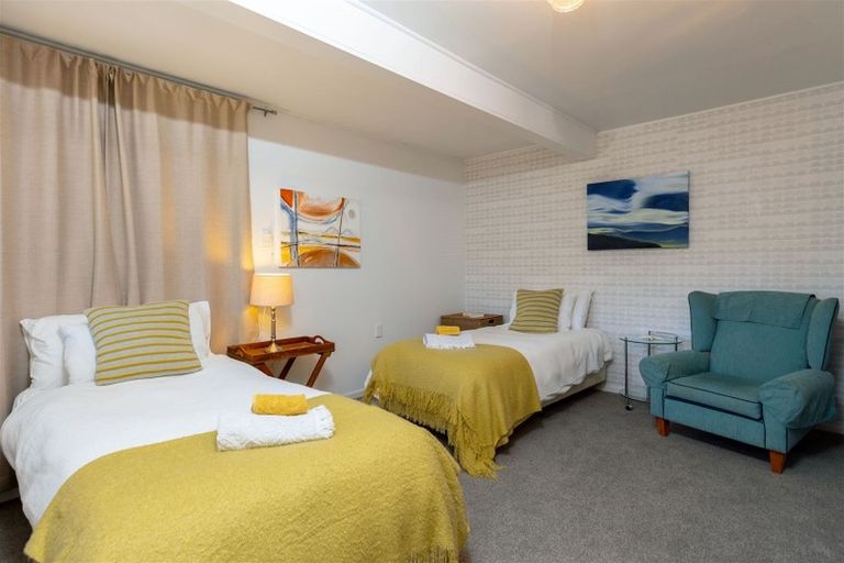 Photo of property in 4 Amelia Crescent, Waikawa, Picton, 7220