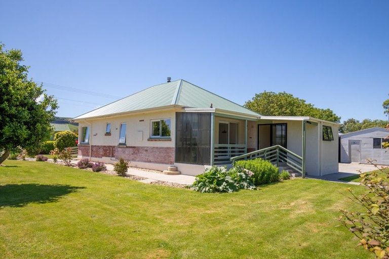 Photo of property in 14 Millers Flat-beaumont Road, Millers Flat, Roxburgh, 9572