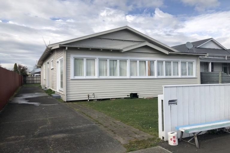 Photo of property in 240 Ferguson Street, Palmerston North, 4410
