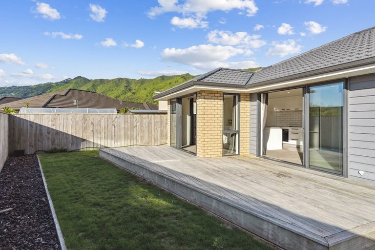 Photo of property in 5 Pohe Street, Waikanae, 5036