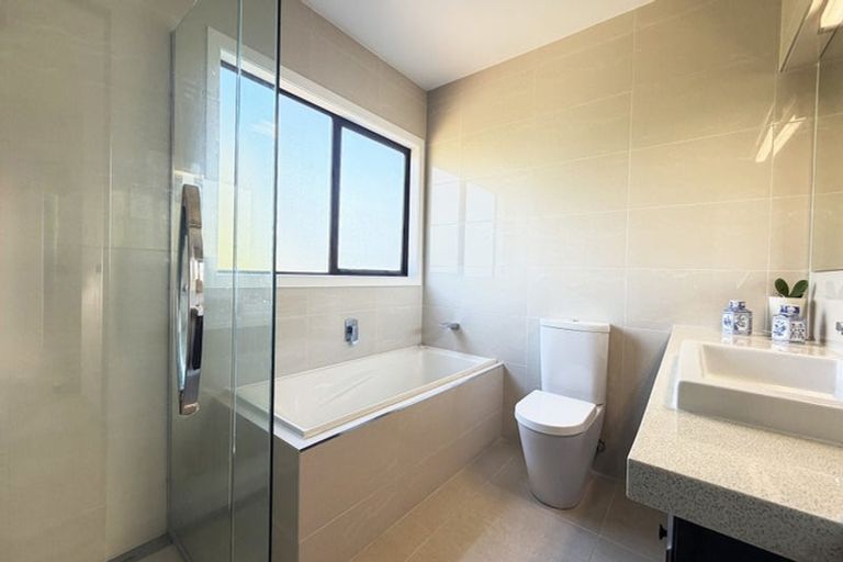 Photo of property in 41 Porritt Avenue, Chatswood, Auckland, 0626