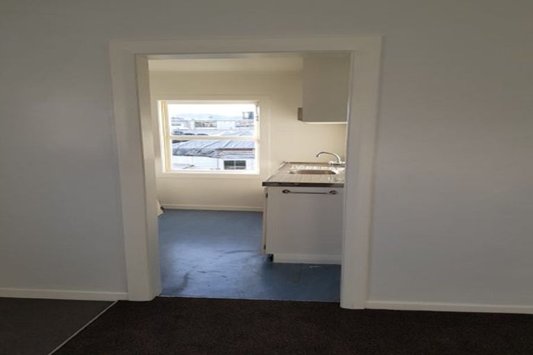 Photo of property in 7 Brown Street, Mount Cook, Wellington, 6021