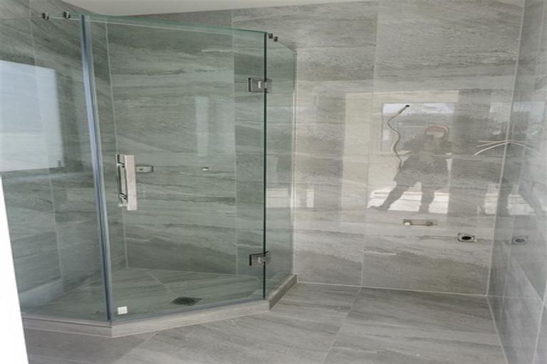 Photo of property in 6 Fredrick Hanson Road, Papakura, 2110