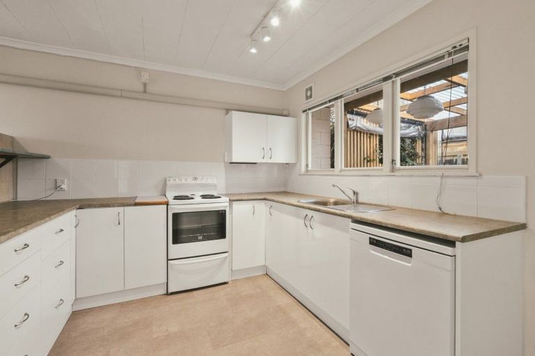Photo of property in 35 Bureta Road, Otumoetai, Tauranga, 3110