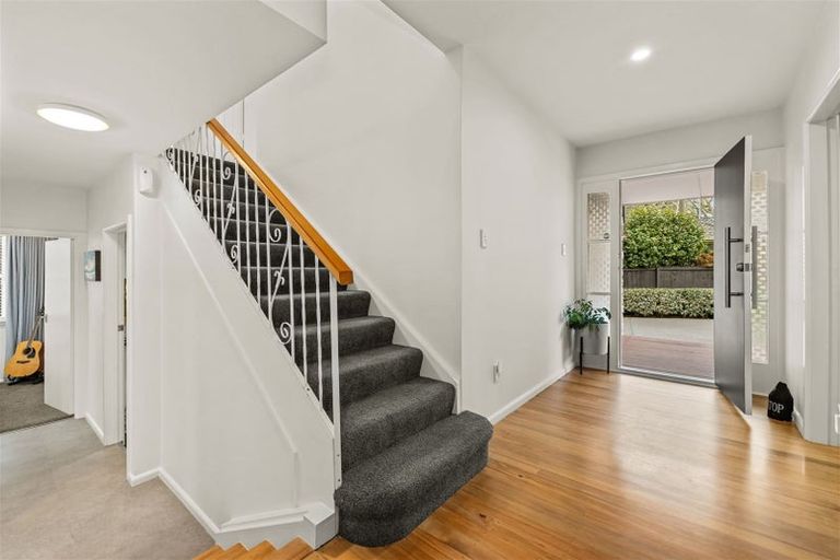 Photo of property in 7 Parkstone Avenue, Ilam, Christchurch, 8041