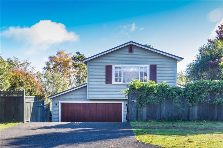 Photo of property in 104 Gillies Avenue, Taupo, 3330