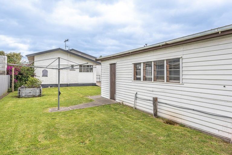 Photo of property in 17 Spier Street, Aramoho, Whanganui, 4500