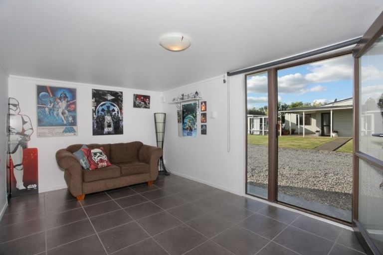 Photo of property in 146 Parewanui Road, Bulls, 4894