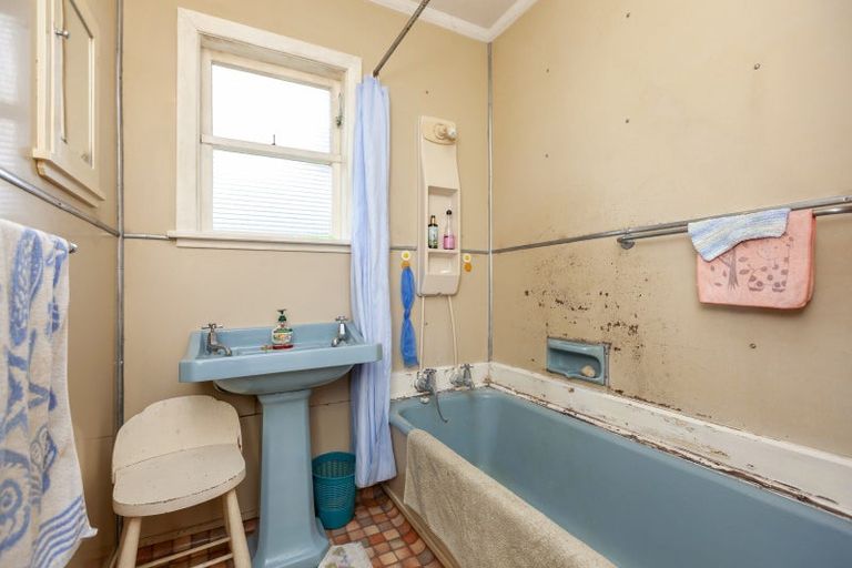 Photo of property in 120 The Parade, Paekakariki, 5034