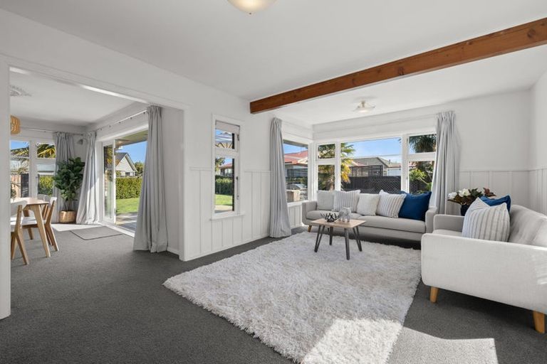 Photo of property in 27 Barclay Place, Burwood, Christchurch, 8061