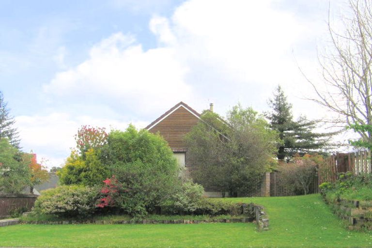 Photo of property in 4 Shane Place, Lynmore, Rotorua, 3010