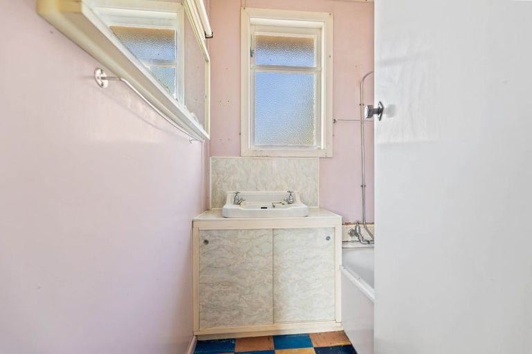 Photo of property in 251 Balmoral Drive, Tokoroa, 3420