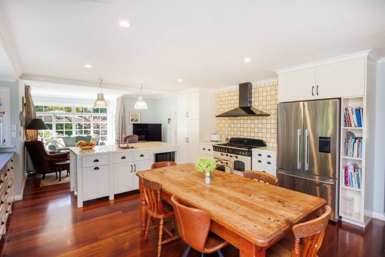 Photo of property in 15 Trent Avenue, Hokowhitu, Palmerston North, 4410