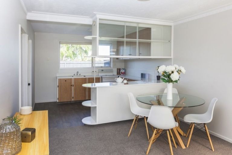 Photo of property in 40 Niven Street, Avondale, Christchurch, 8061