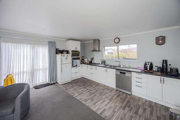 Photo of property in 76 Gordon Street, Kurow, 9435