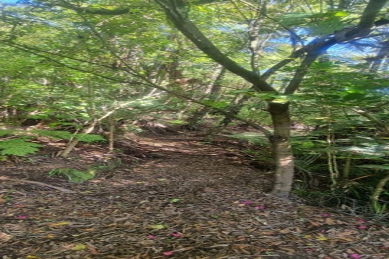 Photo of property in 102 Kuku East Road, Kuku, Levin, 5570