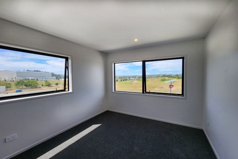 Photo of property in 10 Vasi Drive, Hobsonville, Auckland, 0616
