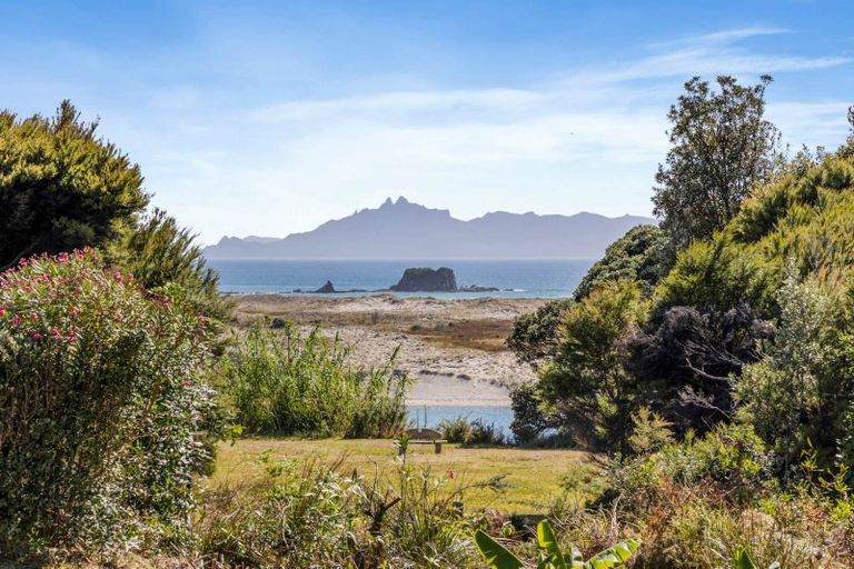 Photo of property in 55 Robert Road, Mangawhai Heads, Mangawhai, 0505