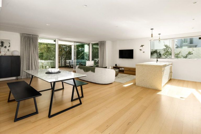 Photo of property in 249 Dickson Road, Papamoa Beach, Papamoa, 3118