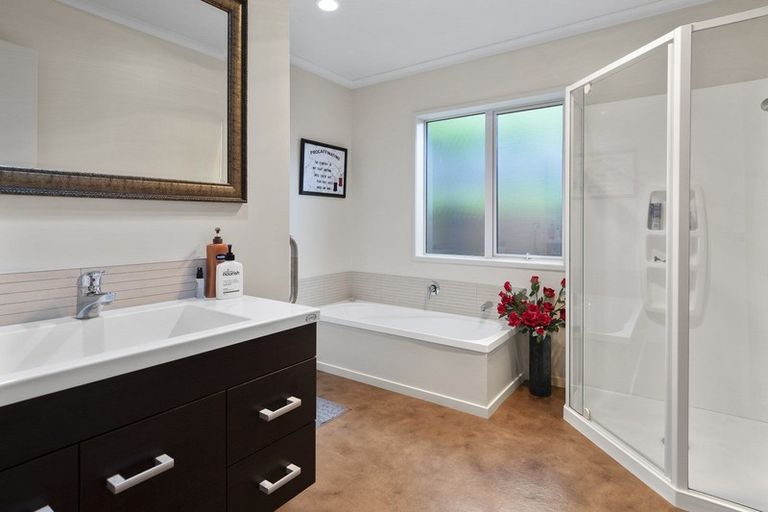 Photo of property in 24a Vivian Drive, Omokoroa, 3114