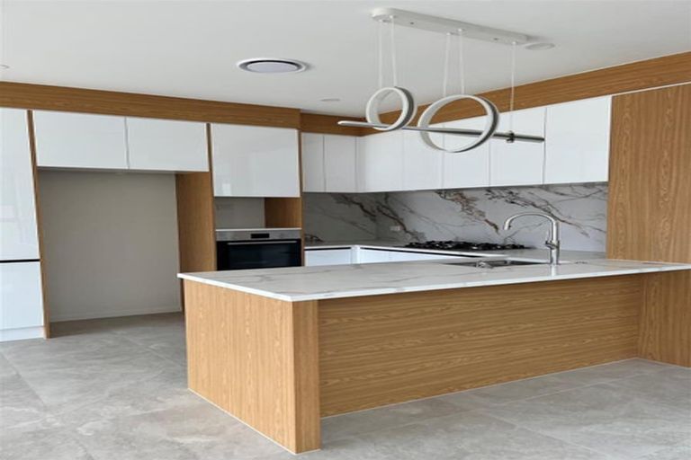 Photo of property in 43b Hermitage Street, Flat Bush, Auckland, 2019