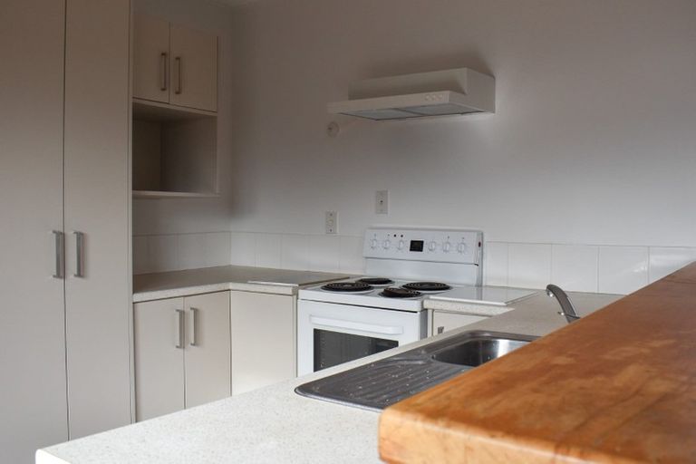 Photo of property in 12 Ohaupo Road, Hamilton Lake, Hamilton, 3204