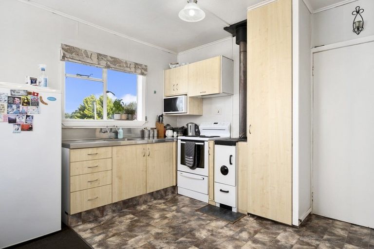 Photo of property in 45 Three Mile Hill Road, Halfway Bush, Dunedin, 9010