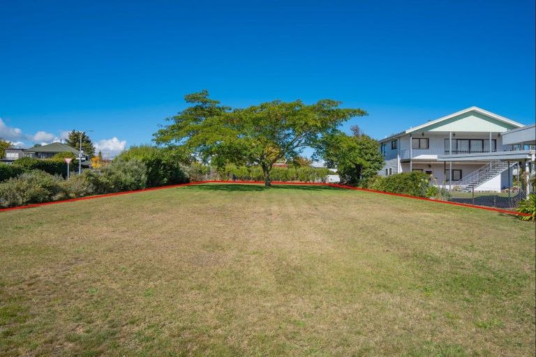 Photo of property in 97 Wharewaka Road, Wharewaka, Taupo, 3330