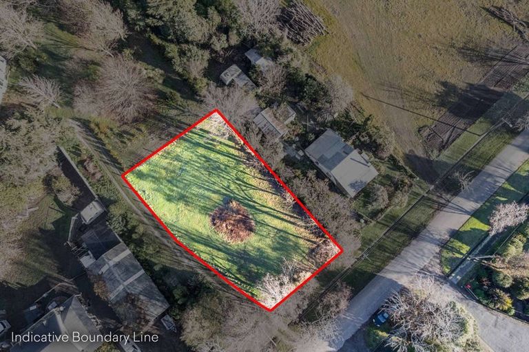 Photo of property in 14-16 Sarsfield Street, Southbridge, 7602