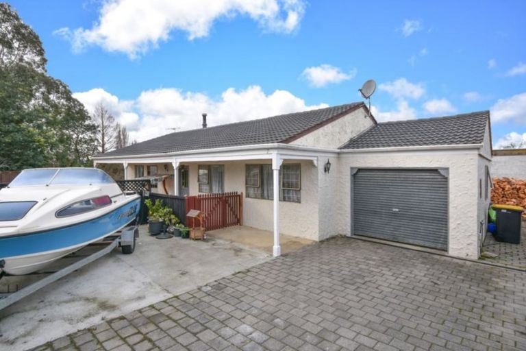 Photo of property in 33 Edith Street, Fairfield, Dunedin, 9018