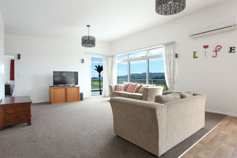 Photo of property in 21 Violet Street, Raglan, 3225