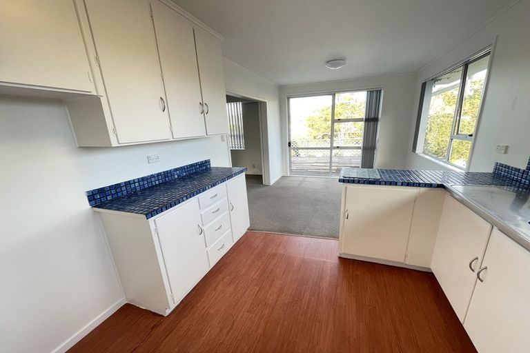 Photo of property in 11 Freya Place, Torbay, Auckland, 0630