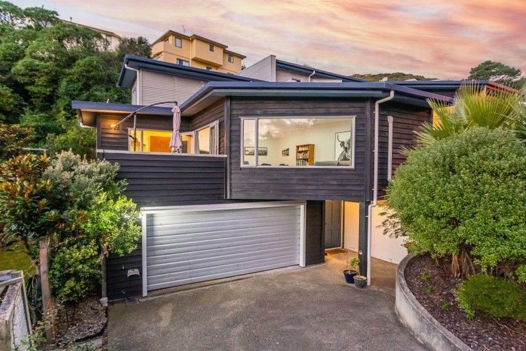 Photo of property in 3 Paremata Drive, Paremata, Porirua, 5024