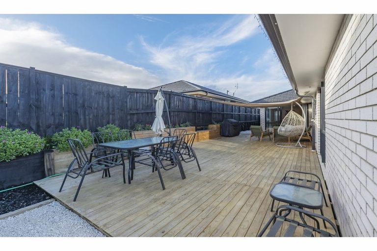 Photo of property in 8 Calder Crescent, Pokeno, 2402