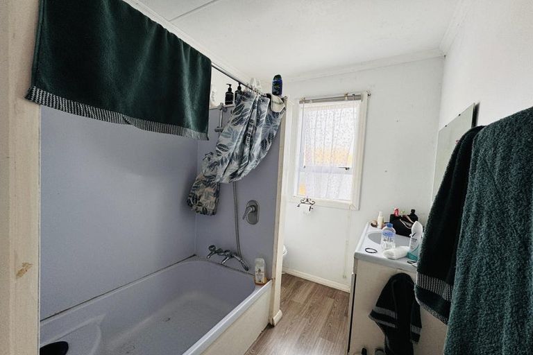 Photo of property in 53 Union Street, Foxton, 4814