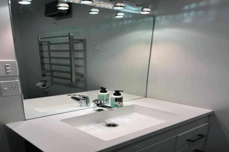 Photo of property in 103 Colombo Street, Somerfield, Christchurch, 8023