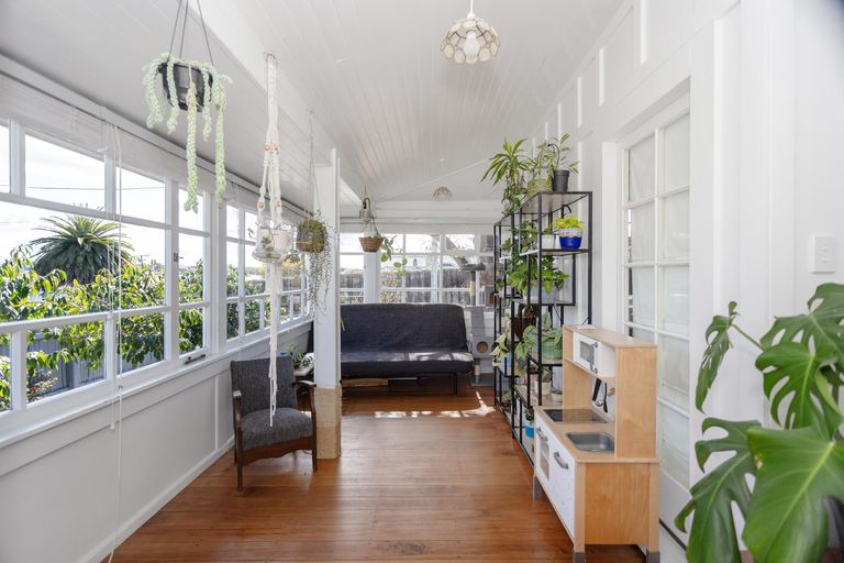 Photo of property in 59 Test Street, South Hill, Oamaru, 9400